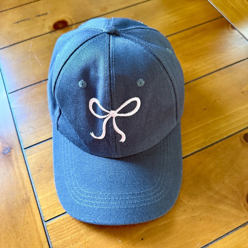 NEW PINK BOW GRAY CANVAS ADJUSTABLE BASEBALL HAT CAP 🎀